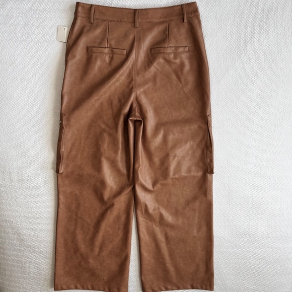NWT Avec Les Filles High Rise Vegan Leather Wide Leg Cargo Pants Women Sz M - Picture 4 of 14